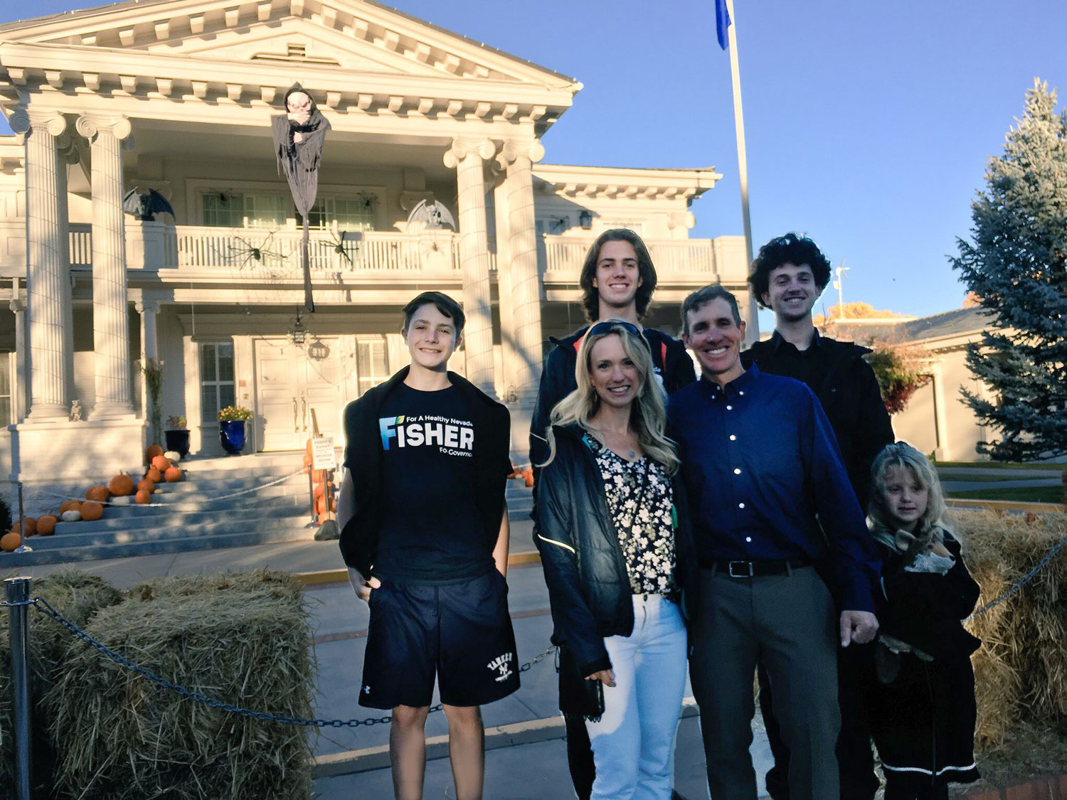 The Fisher Family in front of the governor's mansion